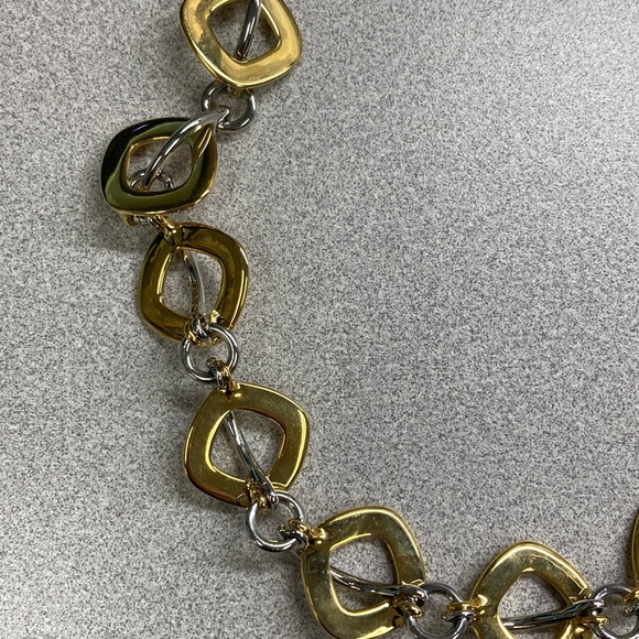 🔹BRAND NEW🔸Ann Taylor Gold & Silver Chain Necklace - Picture 2 of 4